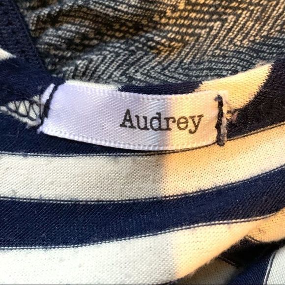 Audrey Navy/White Sleevless Mini Dress M (K-029) - Picture 5 of 8